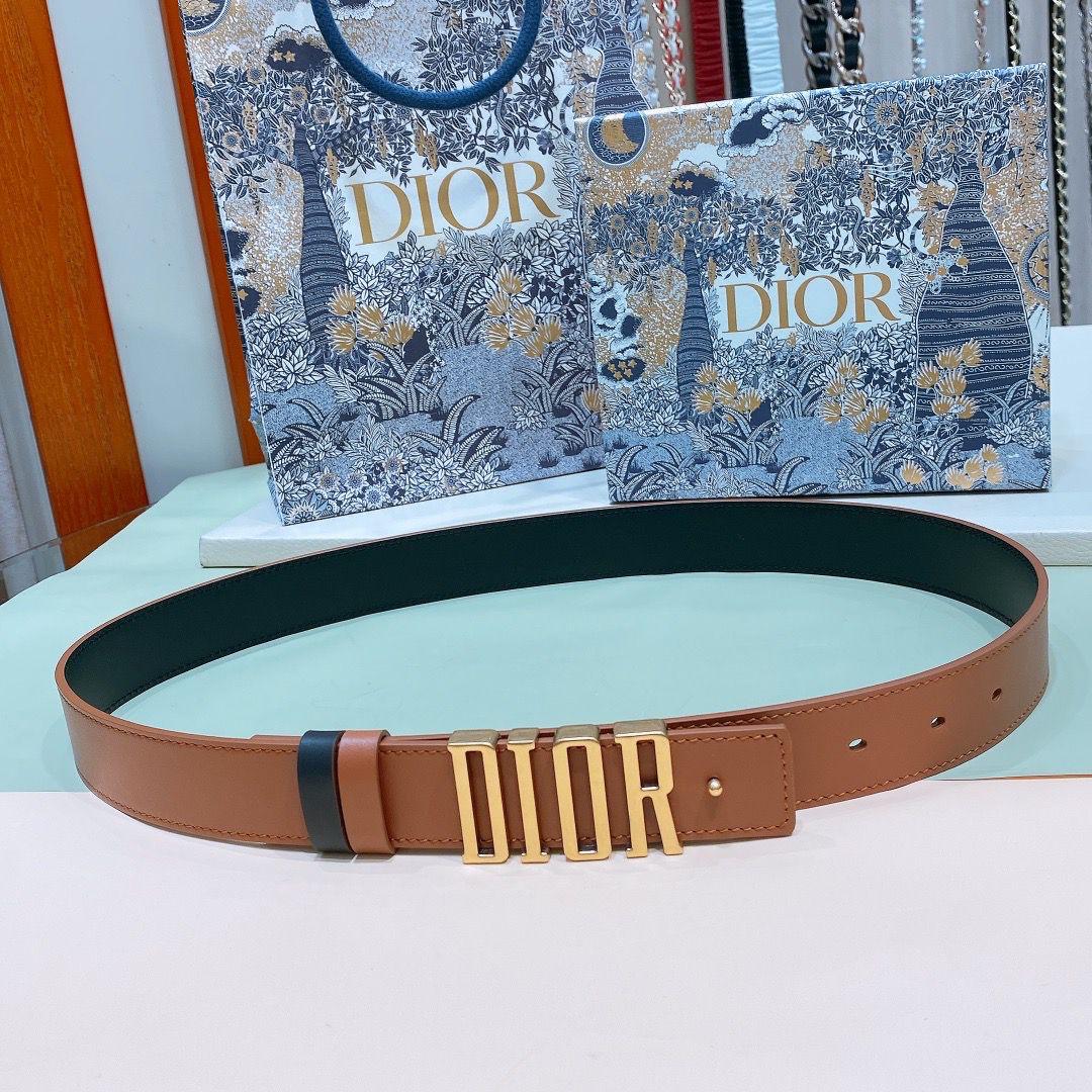 Ladies belts