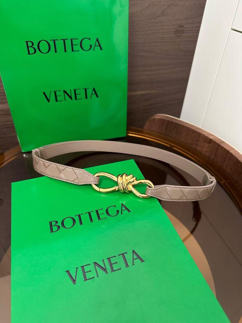 Ladies belts