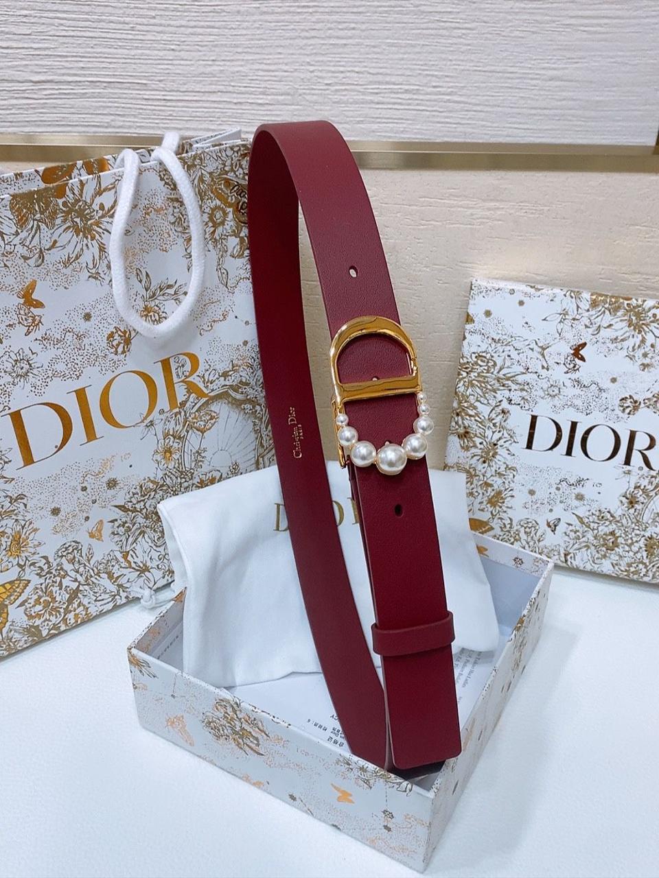 Ladies belts
