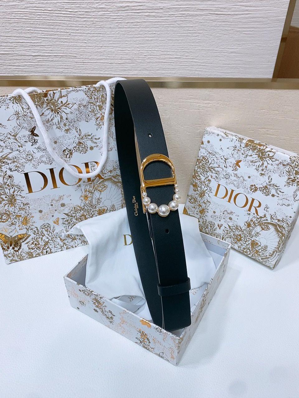 Ladies belts