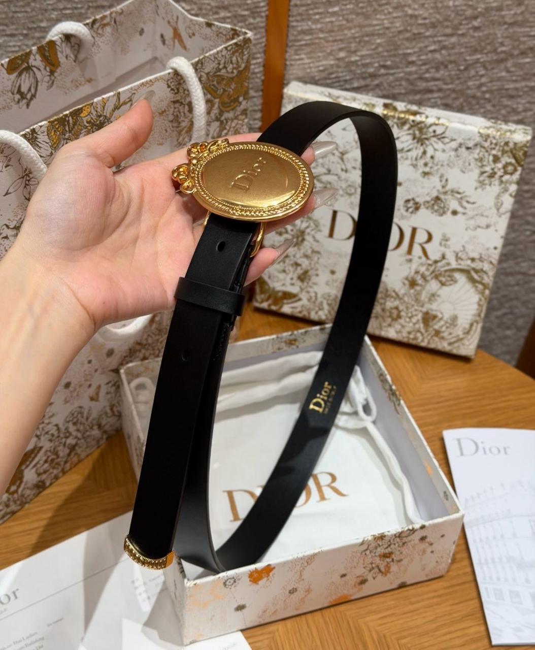 Ladies belts