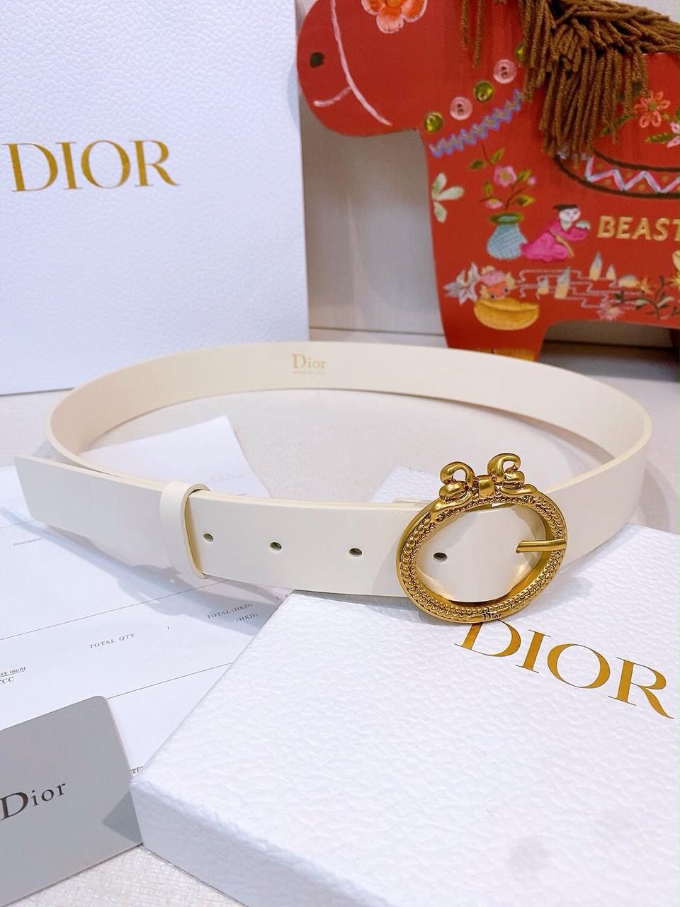 Ladies belts