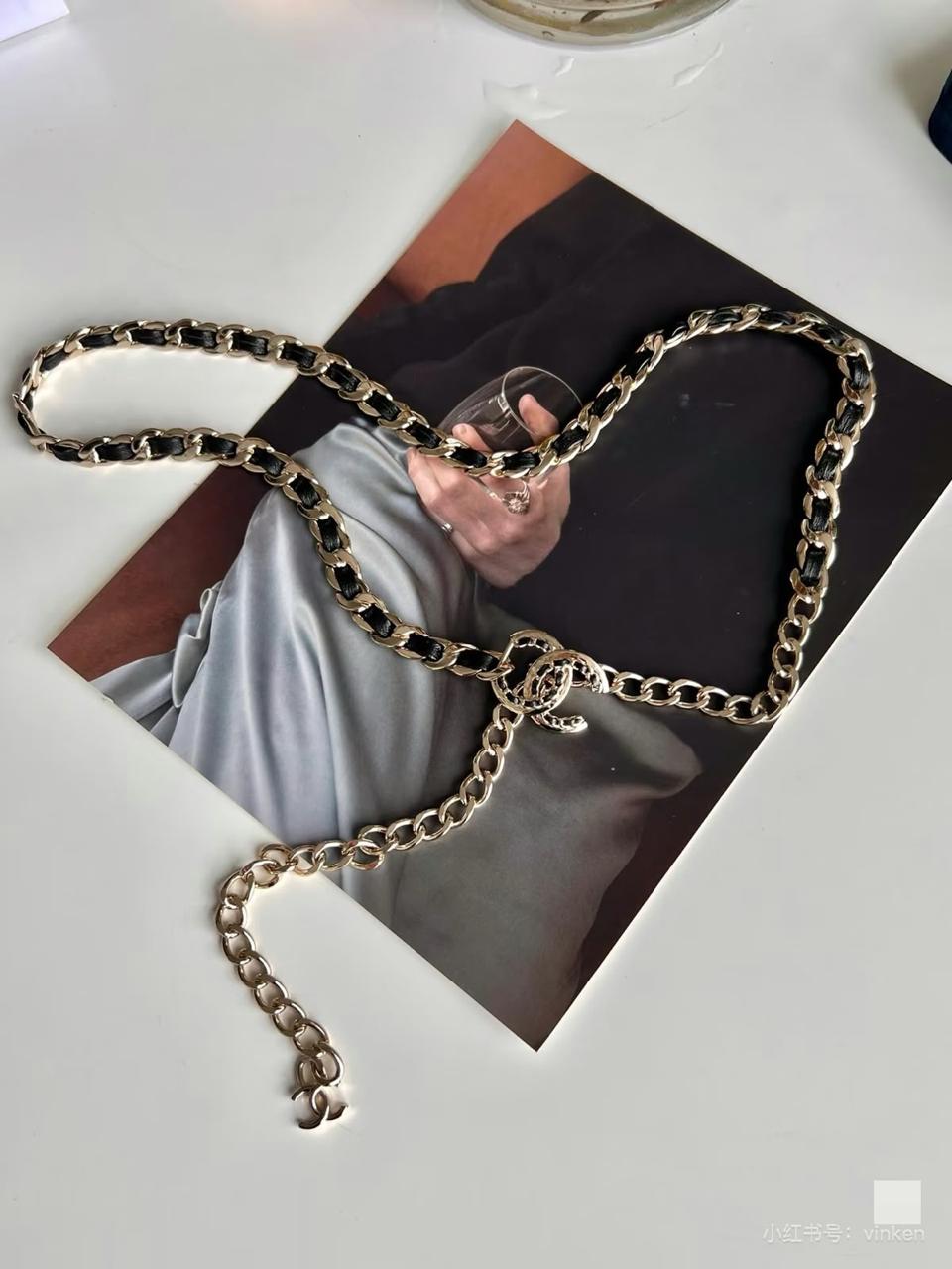 Ladies belts