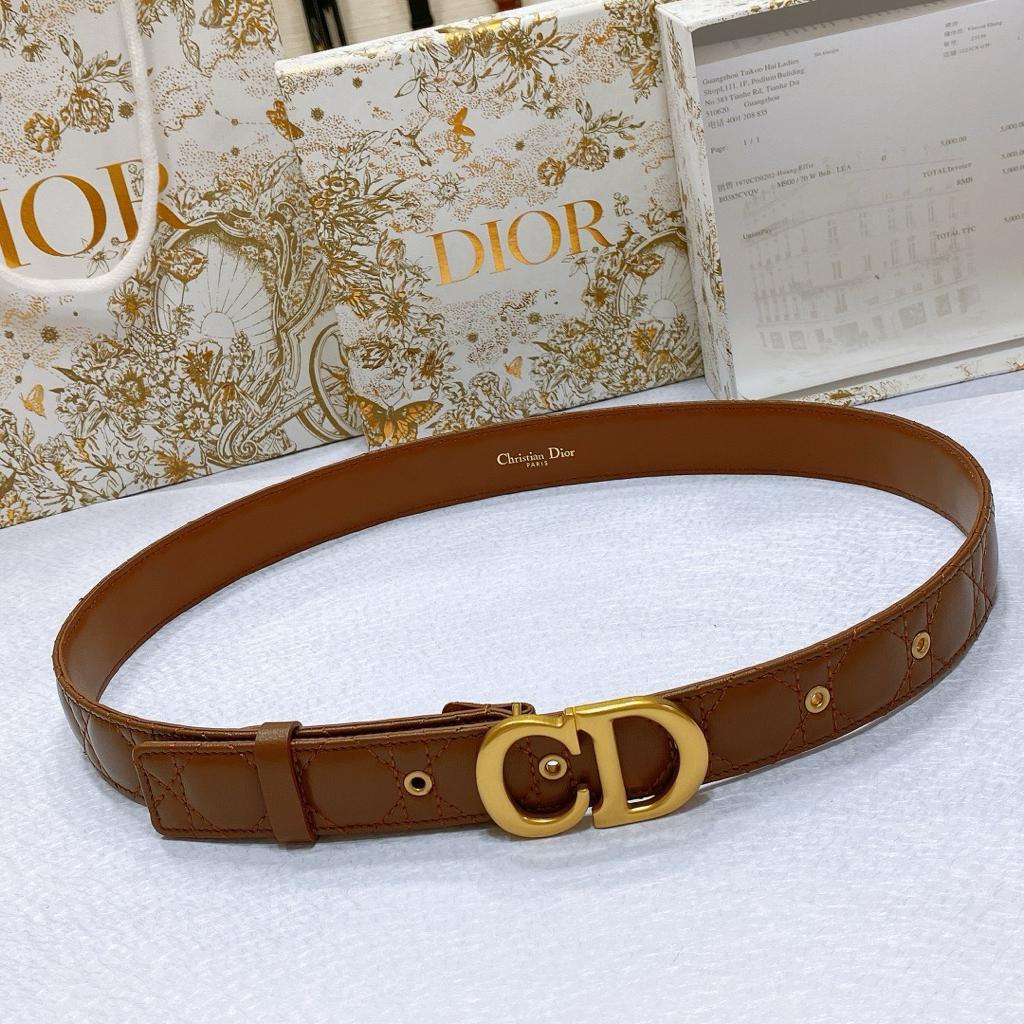Ladies belts
