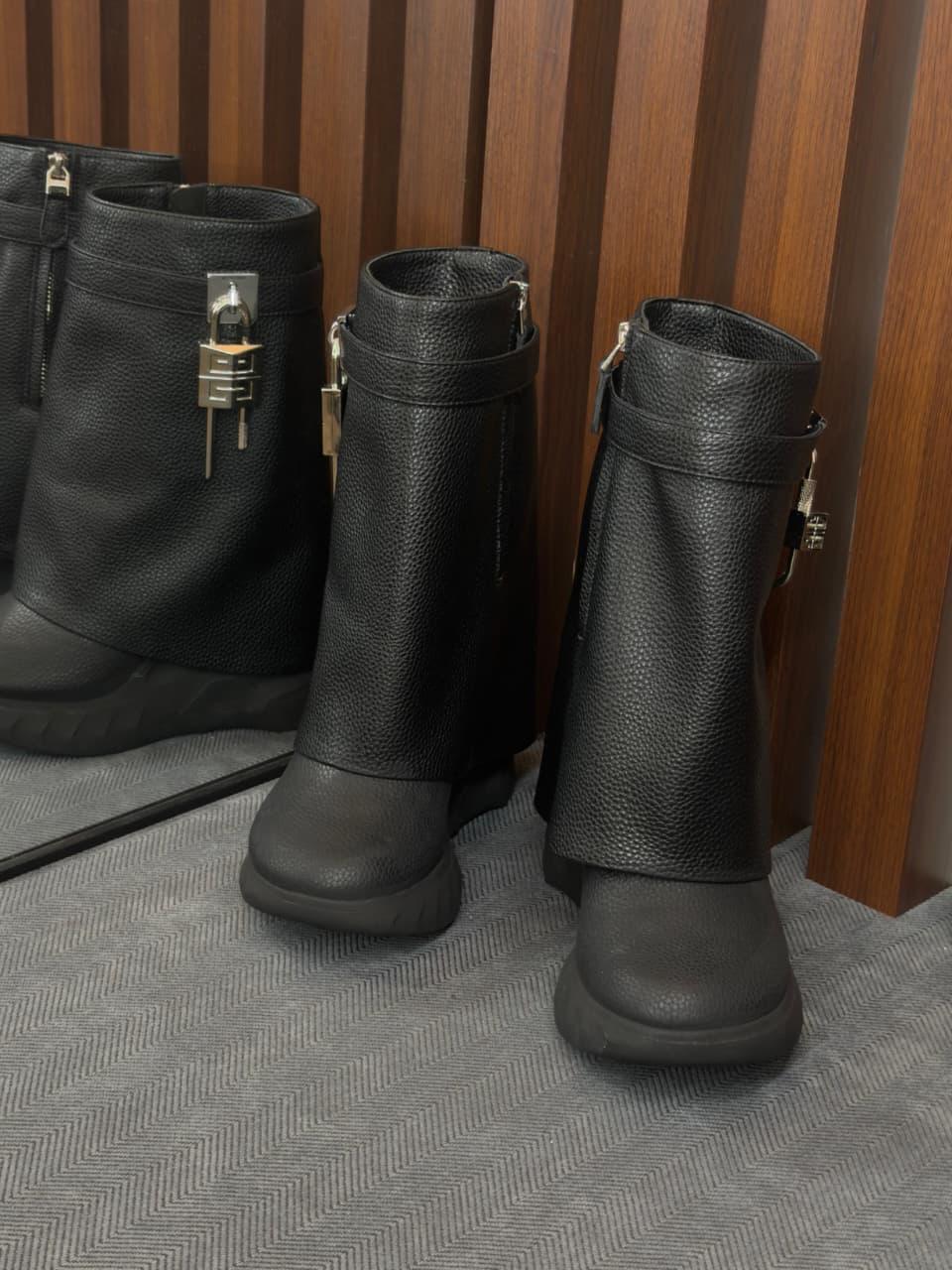 boots
