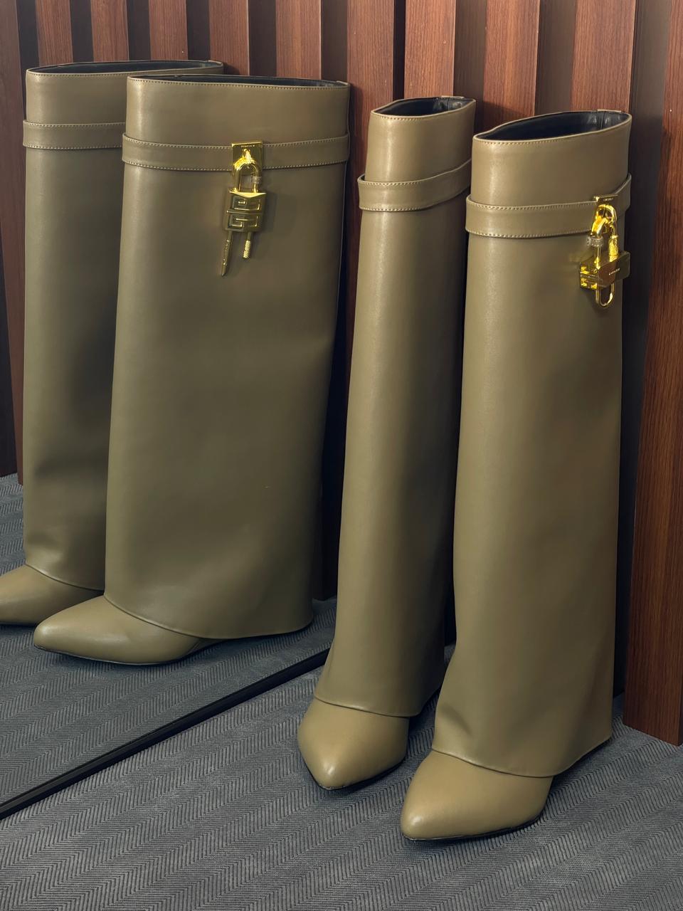 boots