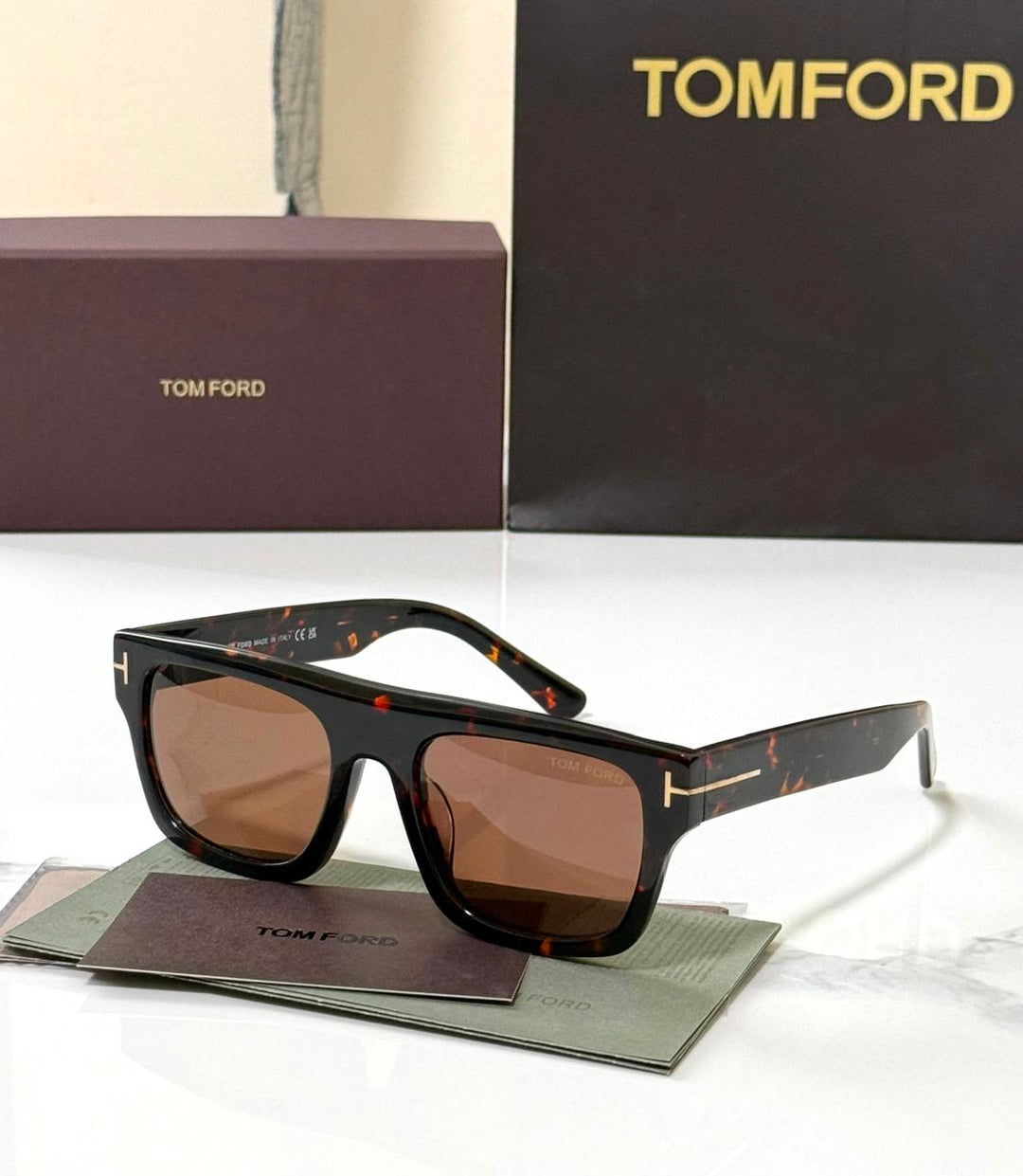 Men sunglasses
