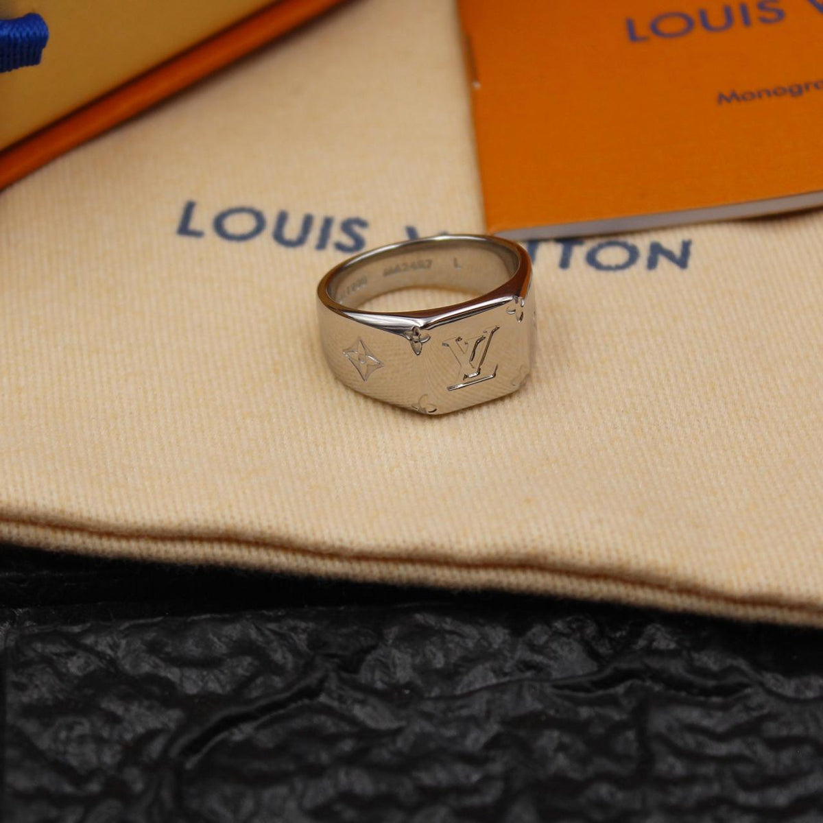 Men accessories