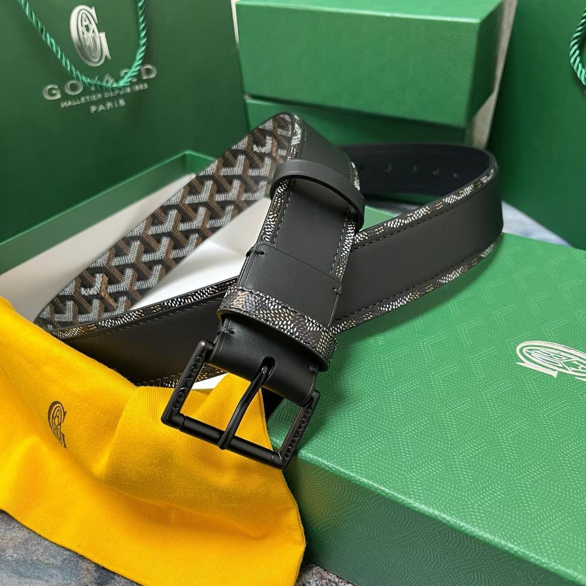 Men belts