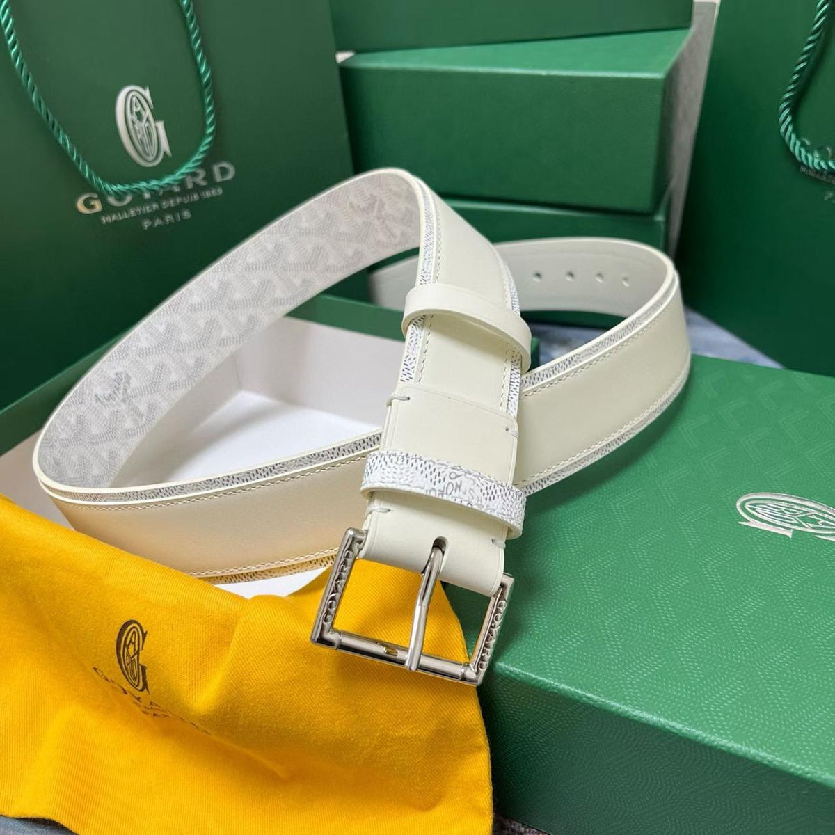 Men belts