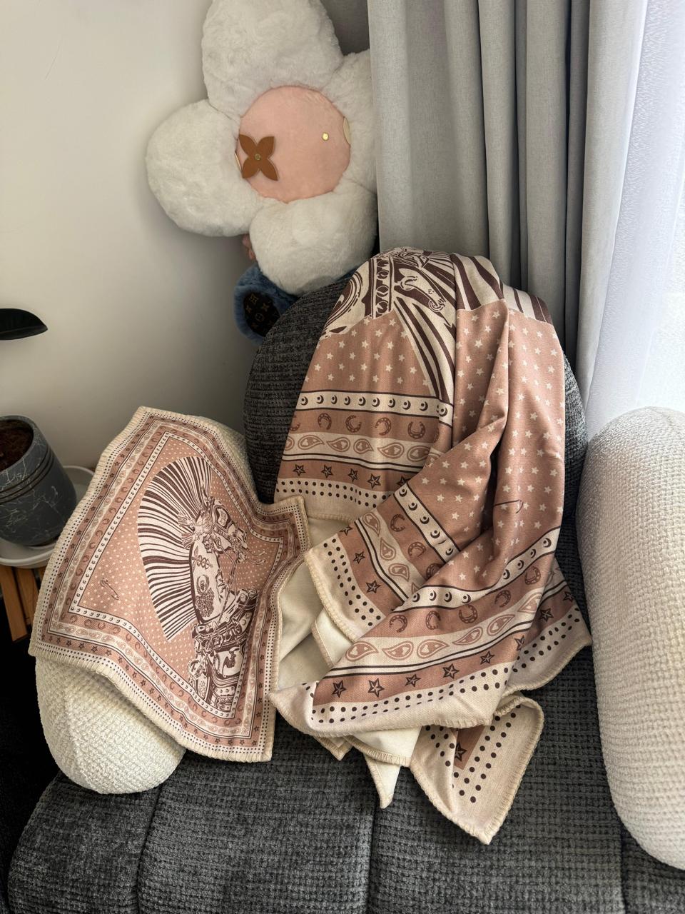 House decor  items