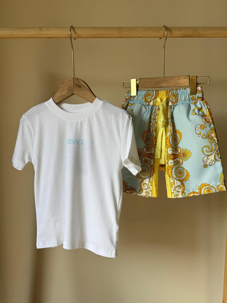 Kids clothes