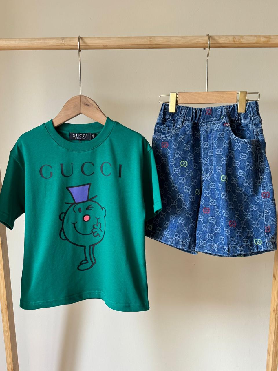 Kids clothes