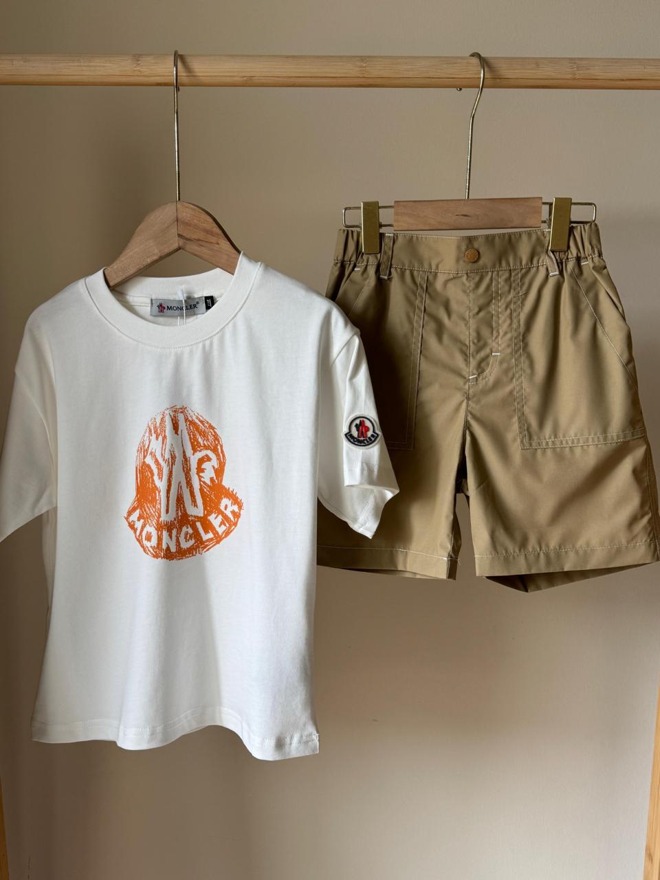 Kids clothes