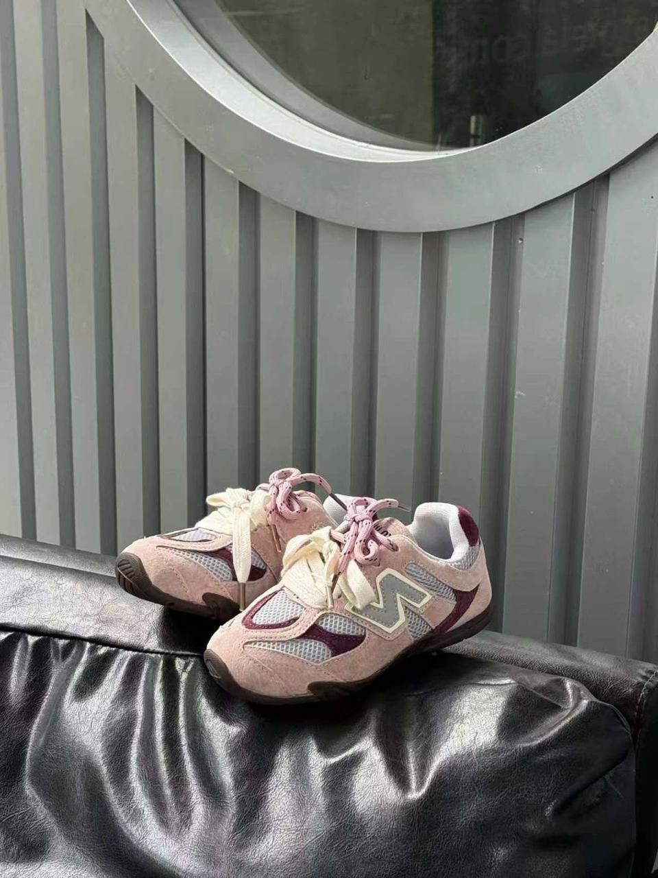 Kids shoes
