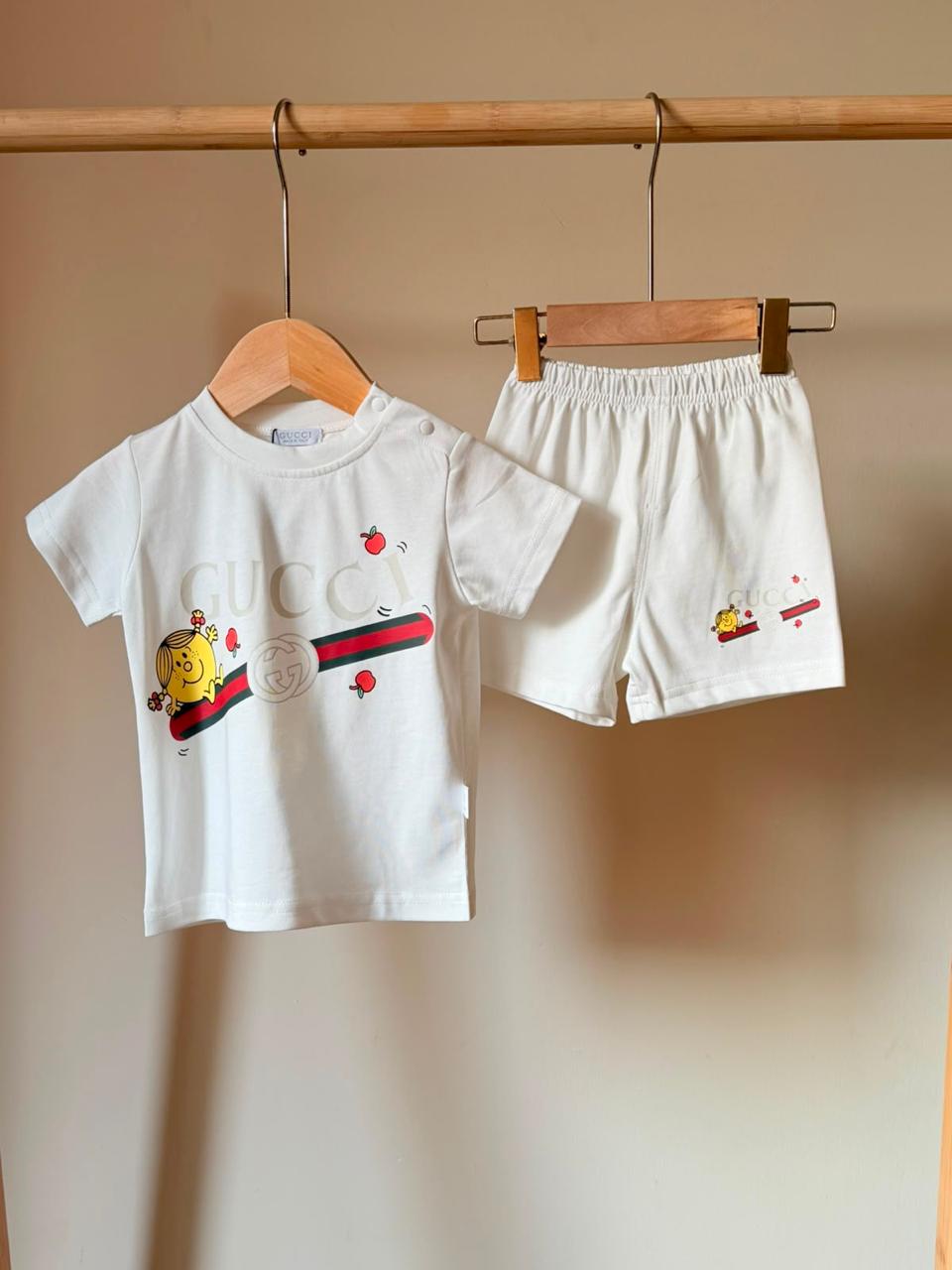 Kids clothes