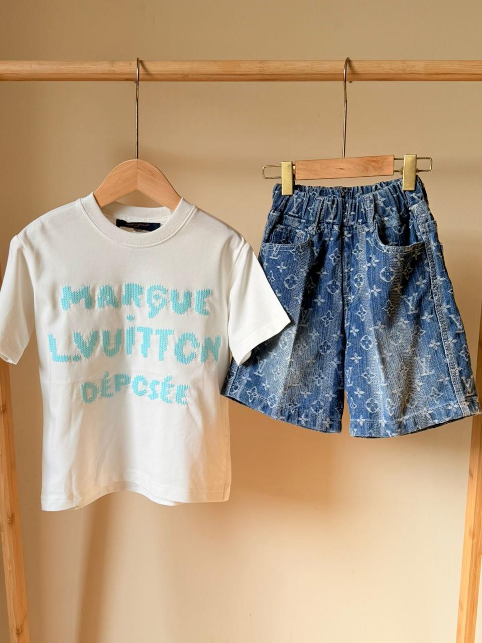 Kids clothes