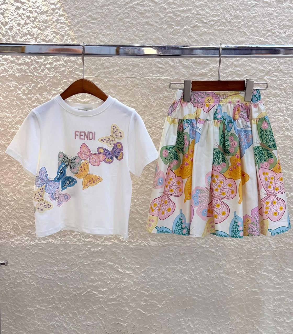 Kids clothes