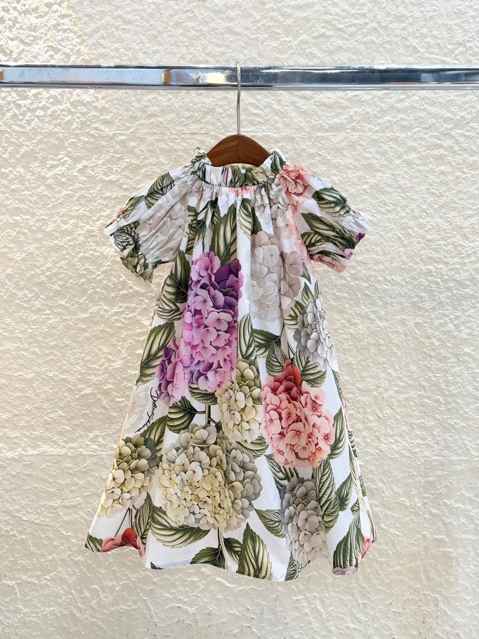Kids clothes