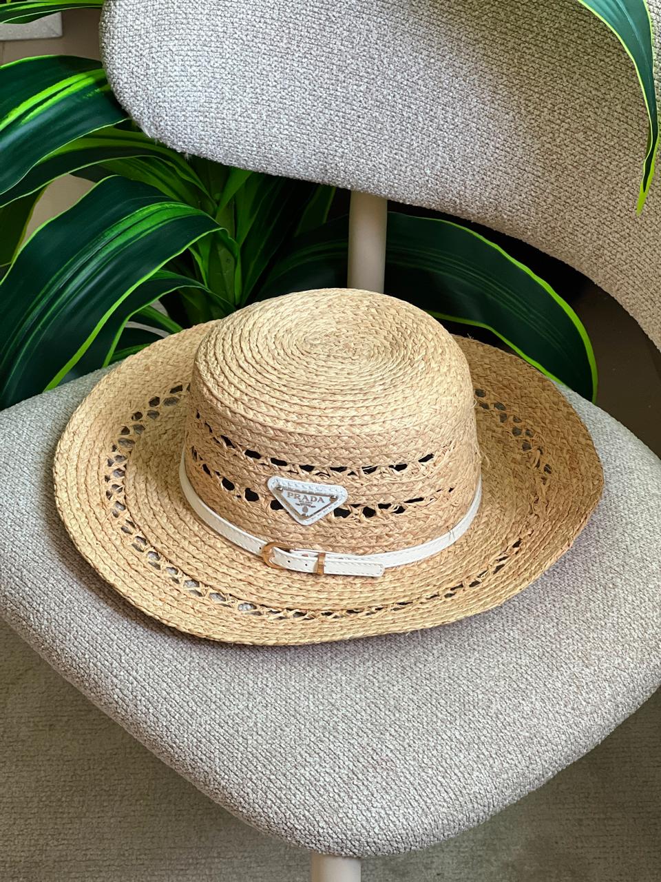 Ladies hats & caps