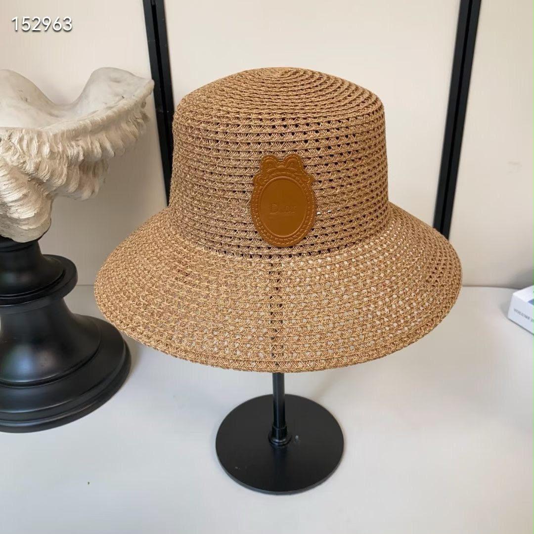 Ladies hats & caps