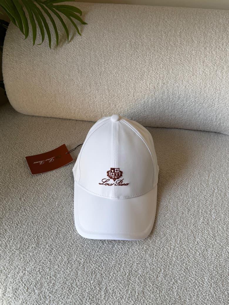 Ladies hats & caps