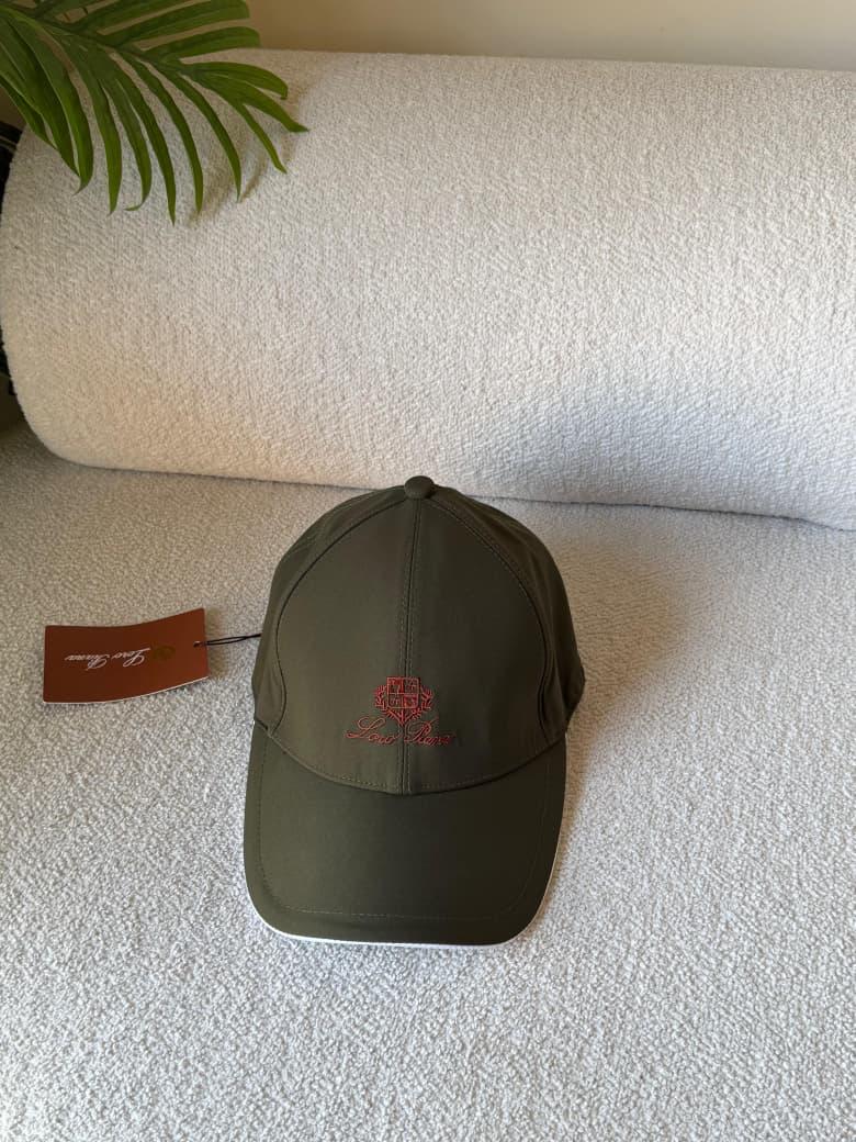 Ladies hats & caps