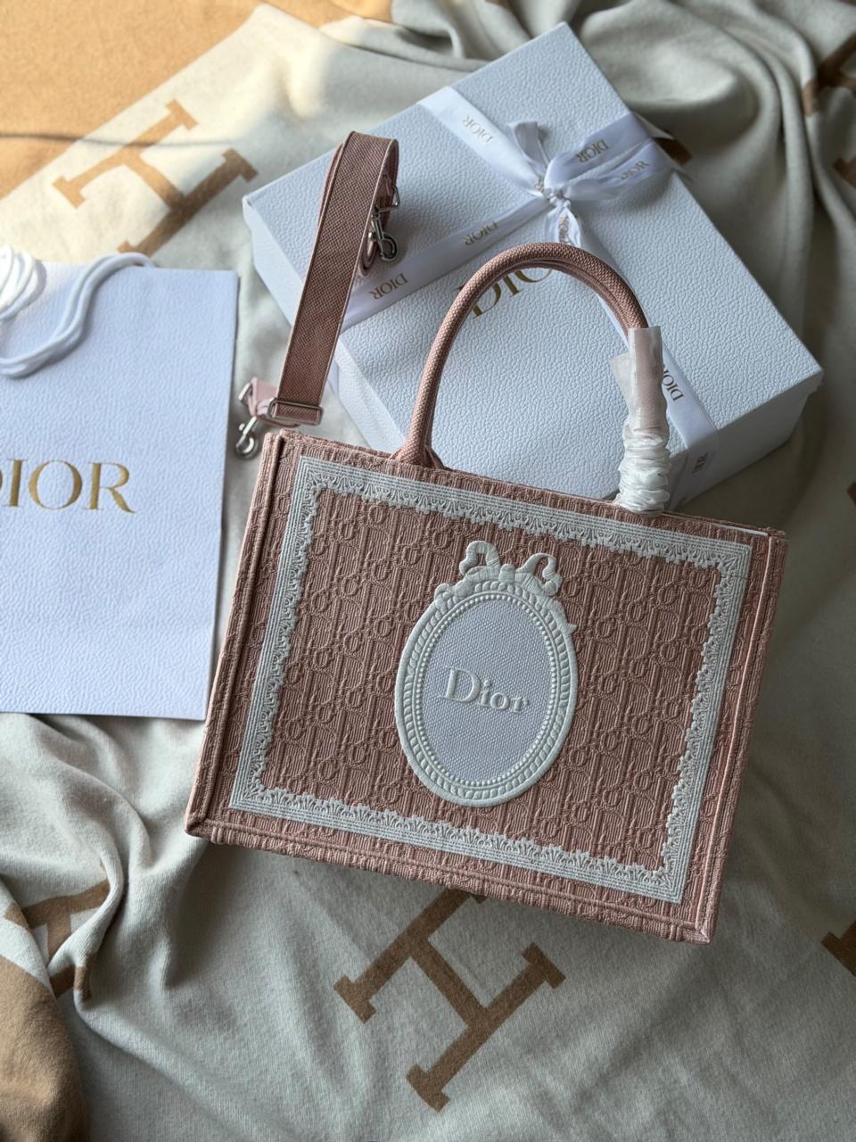 Ladies beach bags