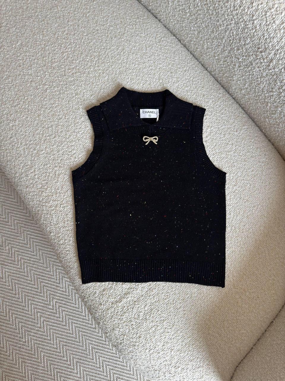 Ladies t-shirts and tops