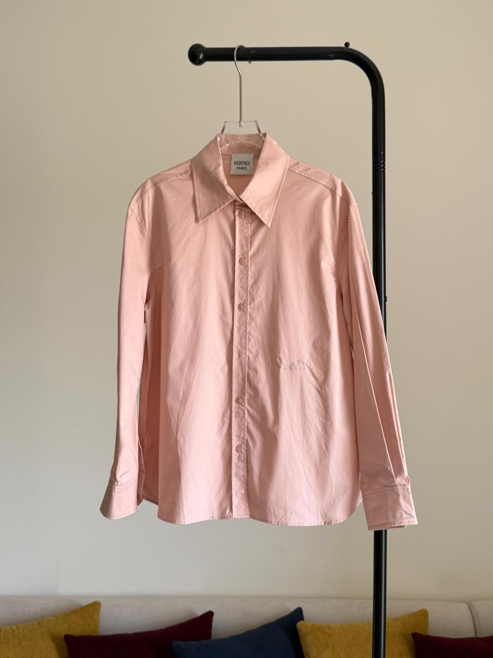 Ladies t-shirts and tops