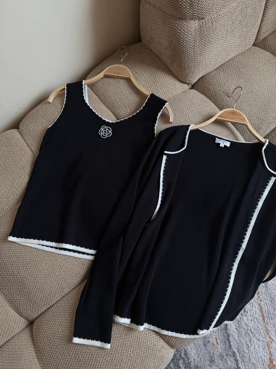 Ladies t-shirts and tops