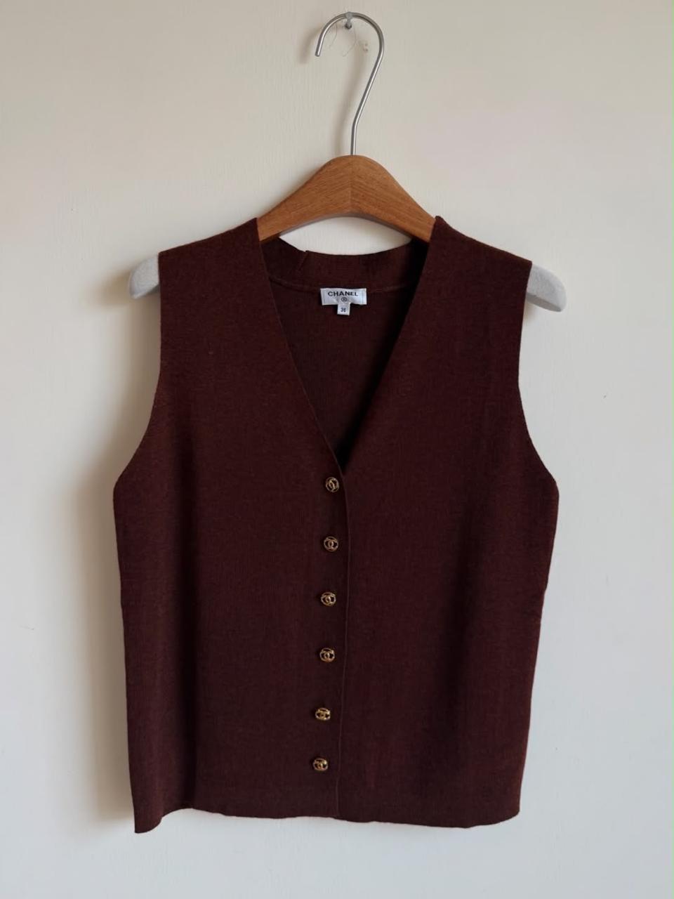 Ladies t-shirts and tops