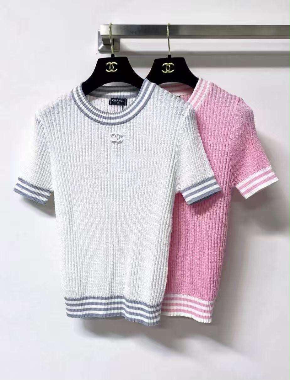 Ladies t-shirts and tops