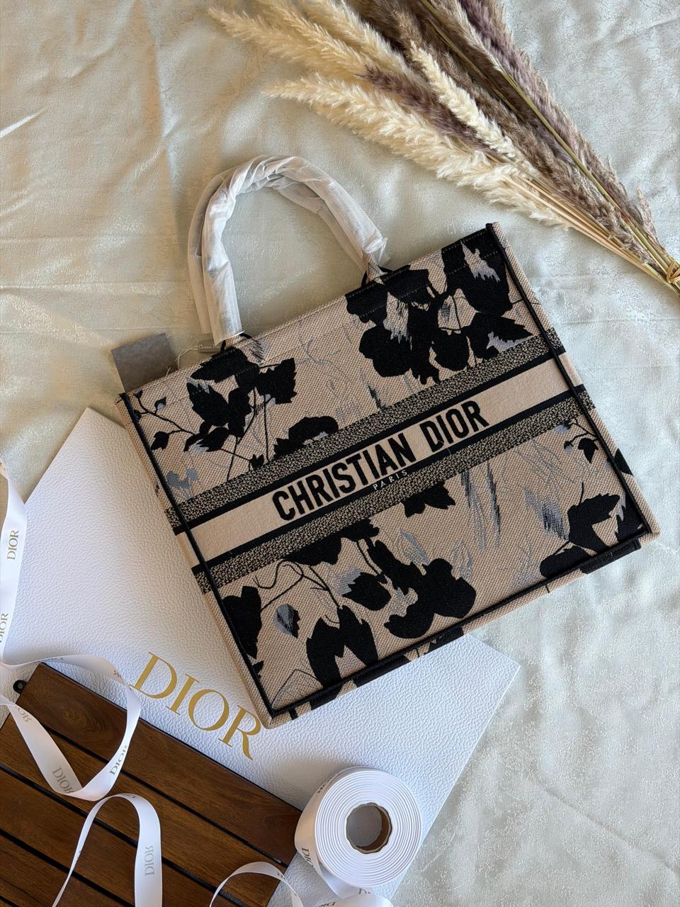 Ladies beach bags