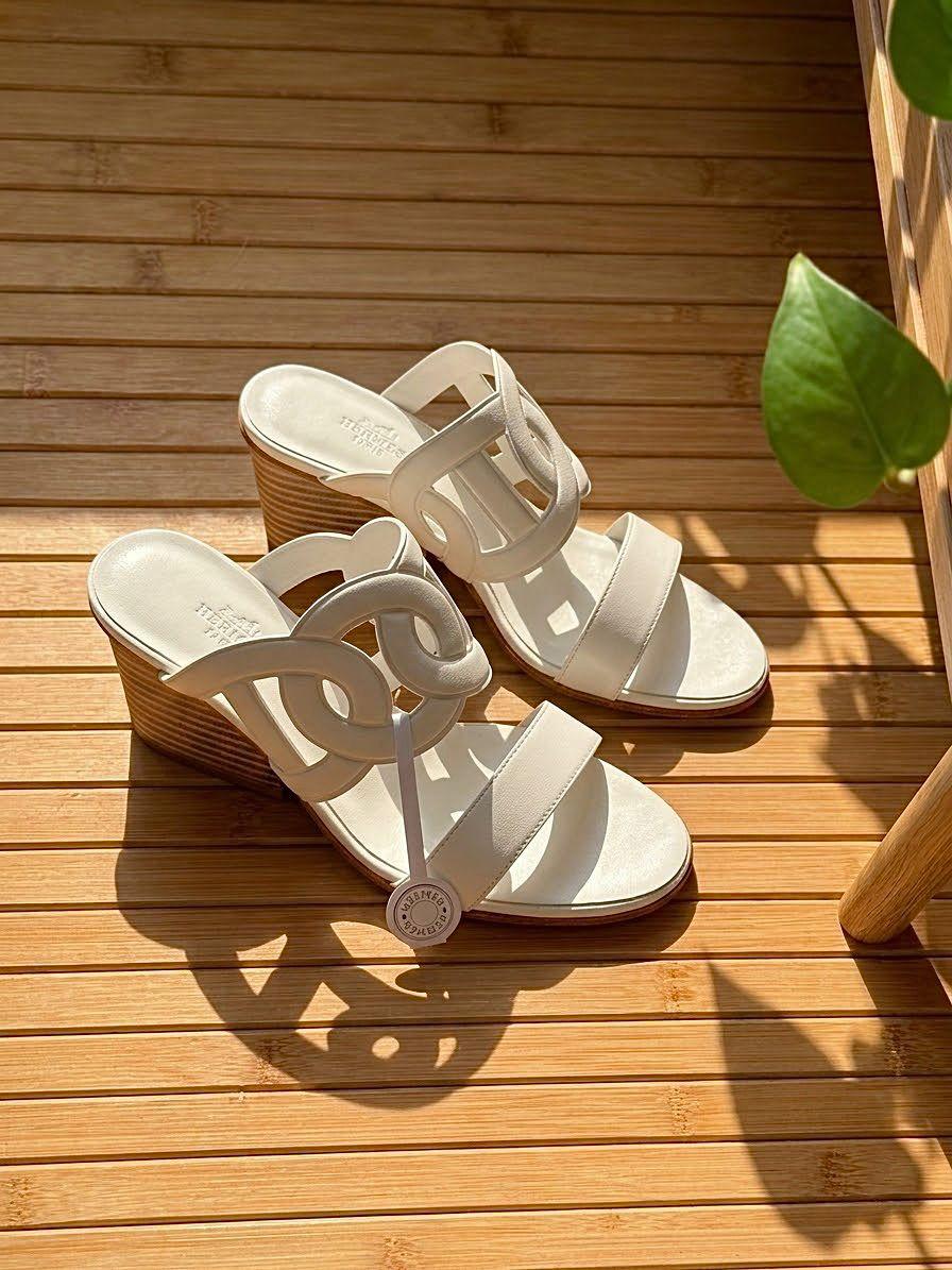 Ladies heels