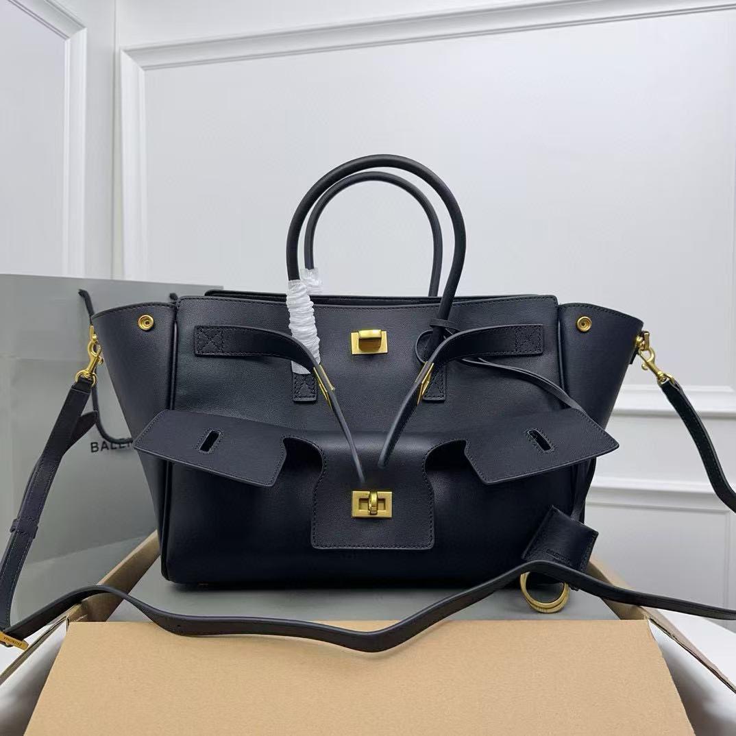 Ladies B*LANCI*GA  bags
