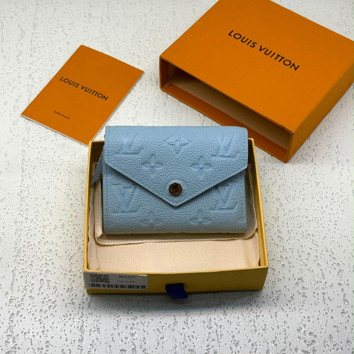 Wallets & card holders