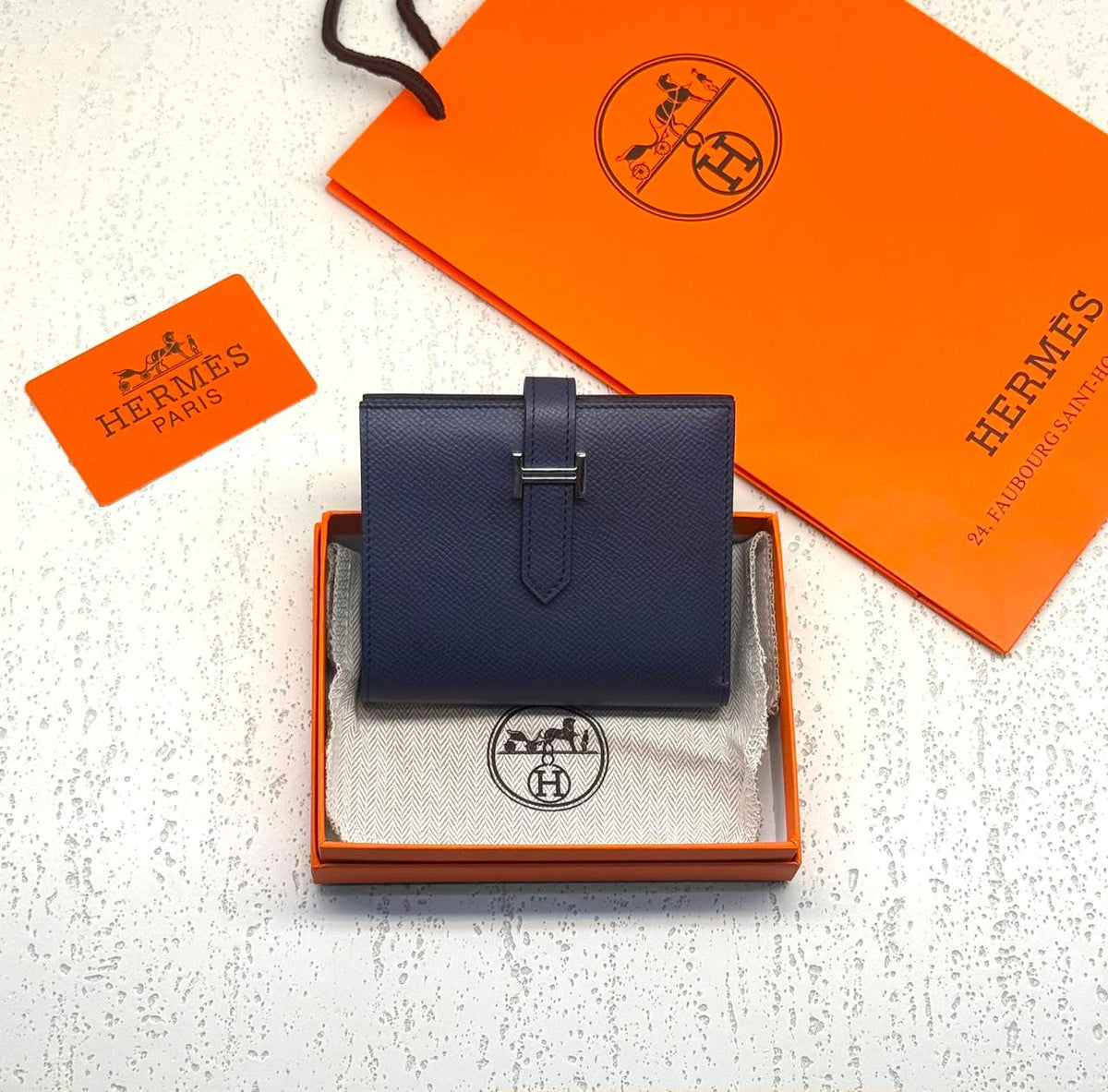 Wallets & card holders