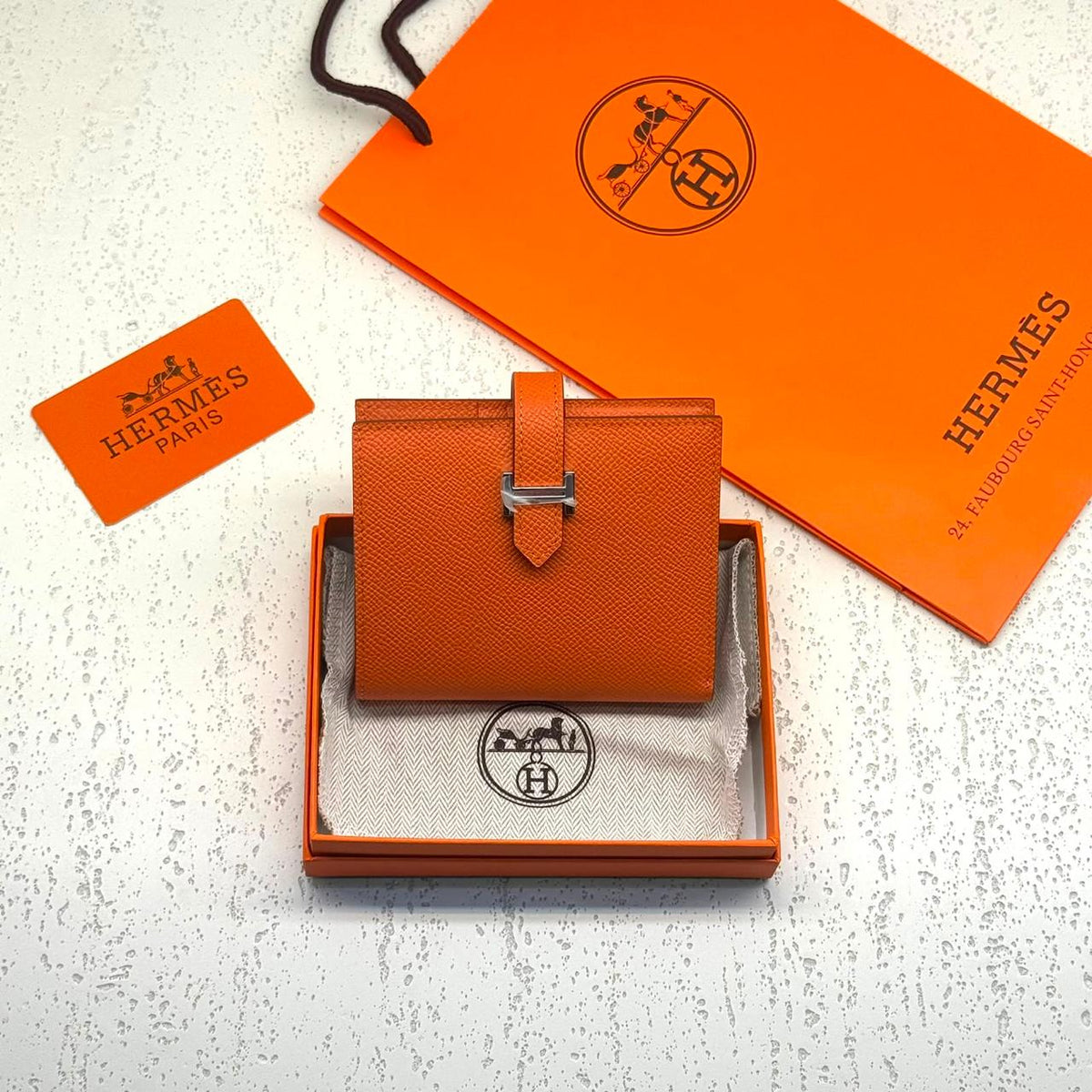 Wallets & card holders