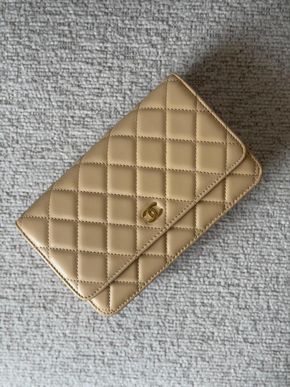 Wallets & card holders