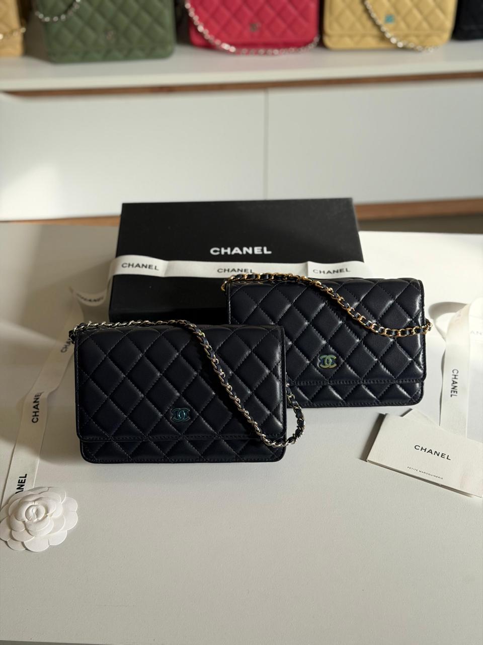 Wallets & card holders