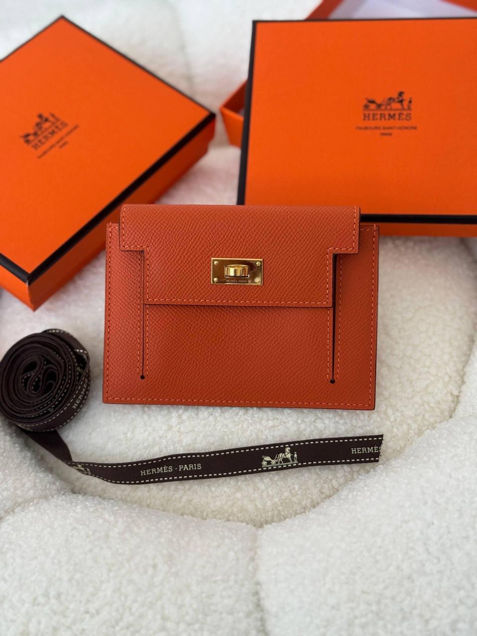 Wallets & card holders