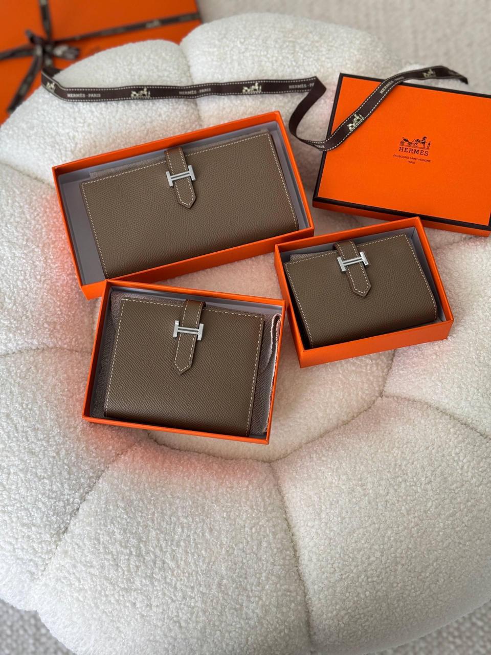 Wallets & card holders