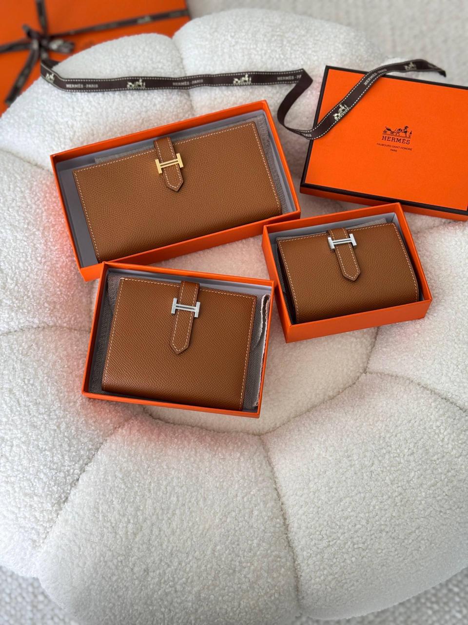 Wallets & card holders