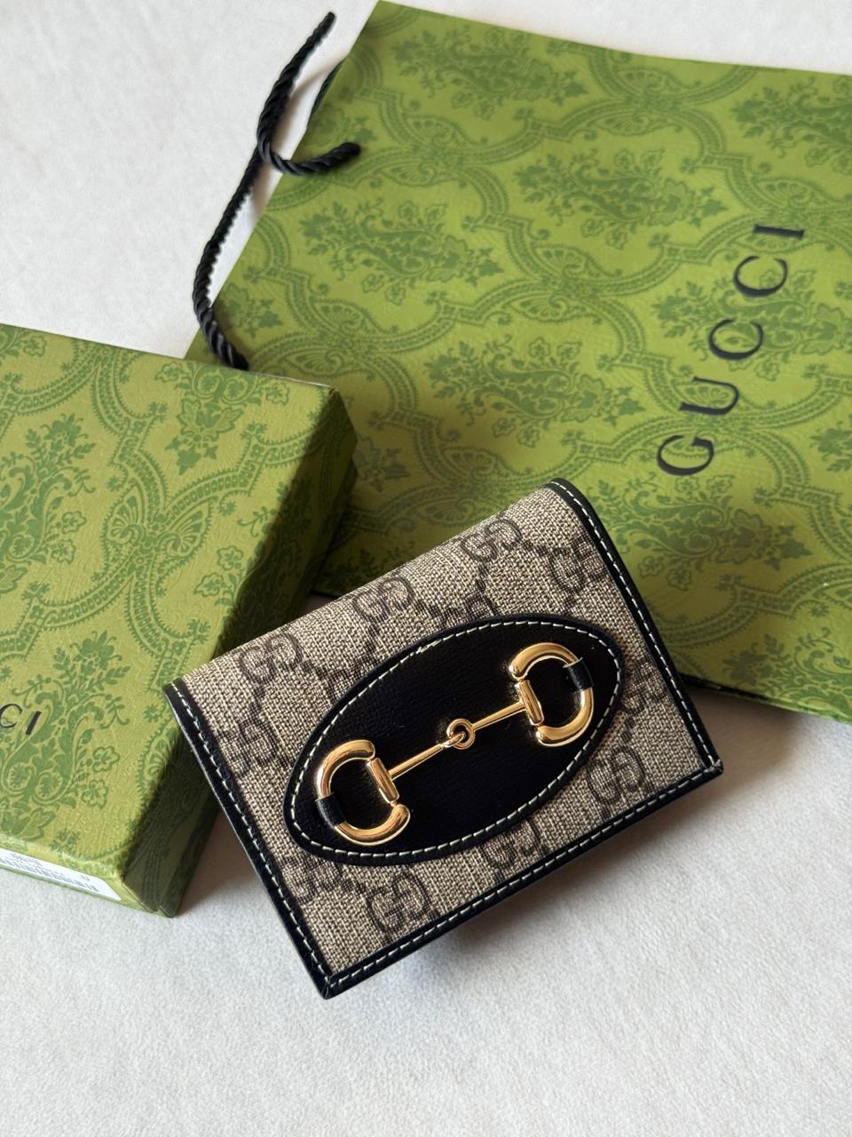 Wallets & card holders