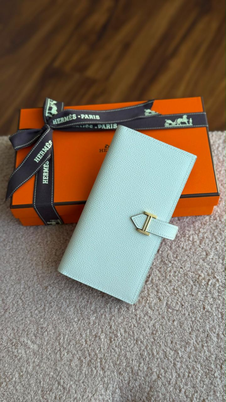 Wallets & card holders