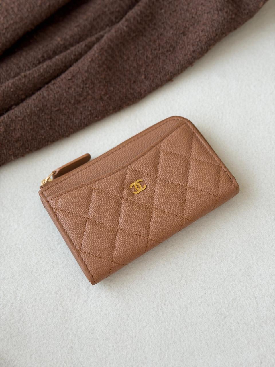 Wallets & card holders