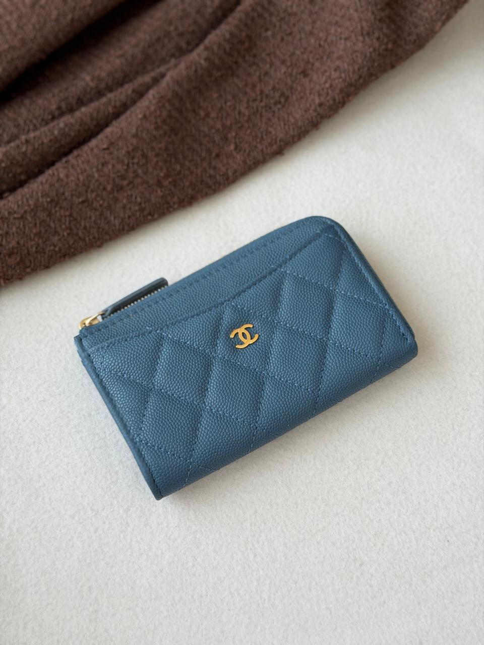 Wallets & card holders