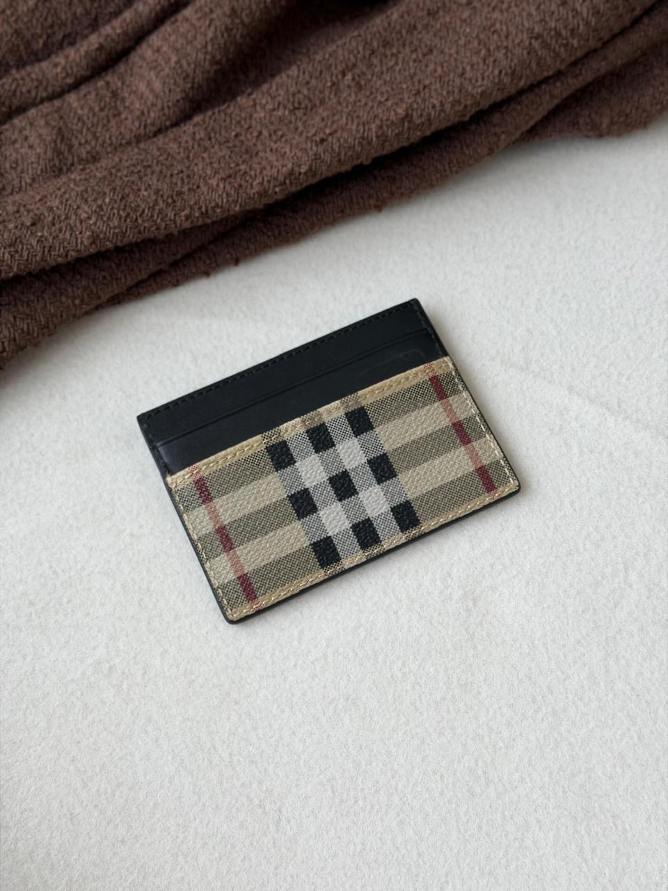 Wallets & card holders