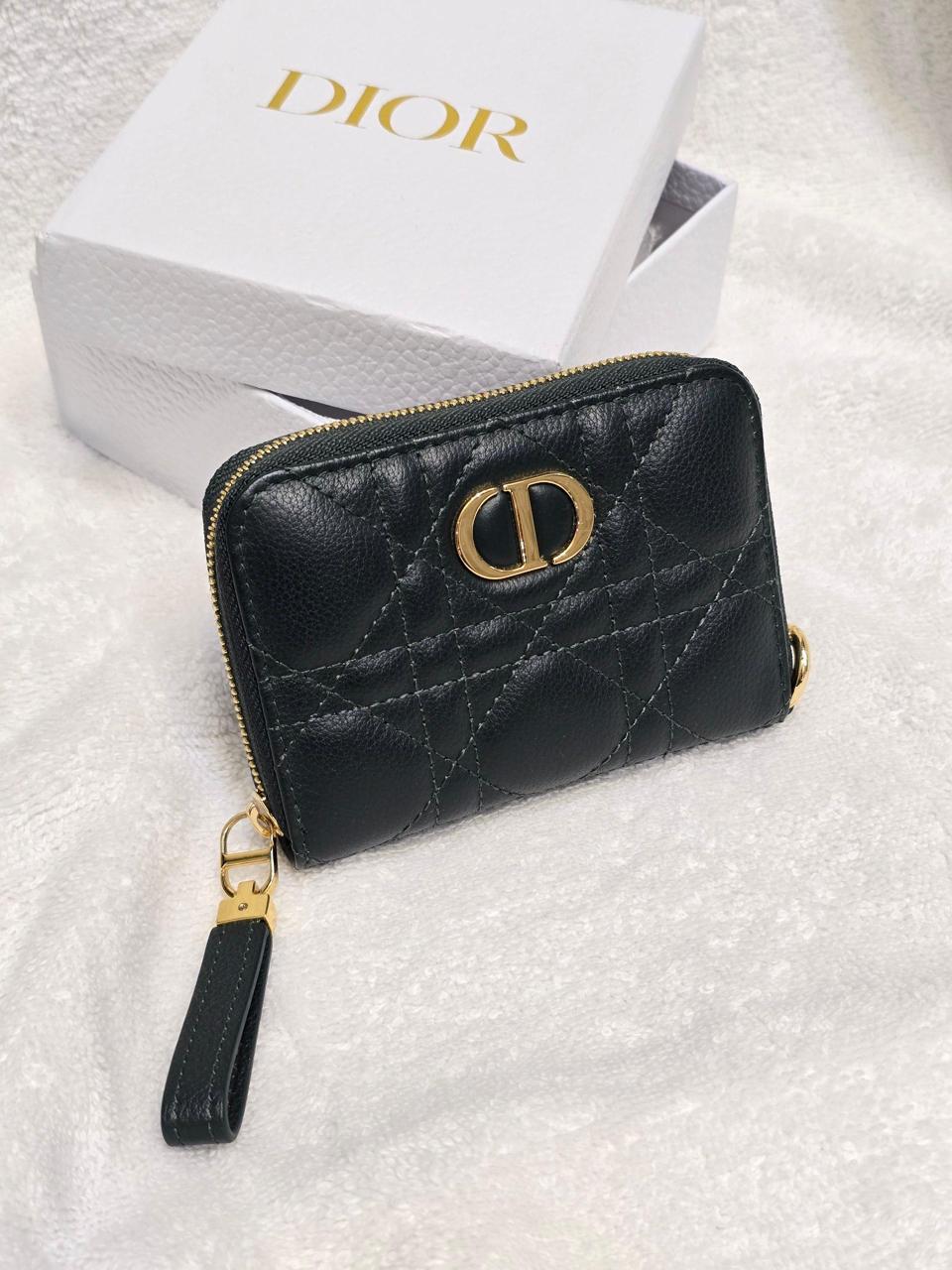 Wallets & card holders